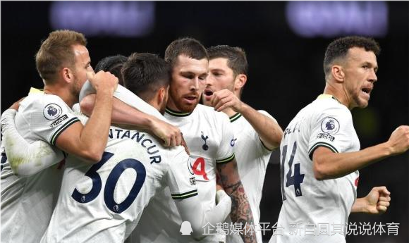 英超：富勒姆核心前锋伤缺，曼联主帅无法保证C罗周日能够回归